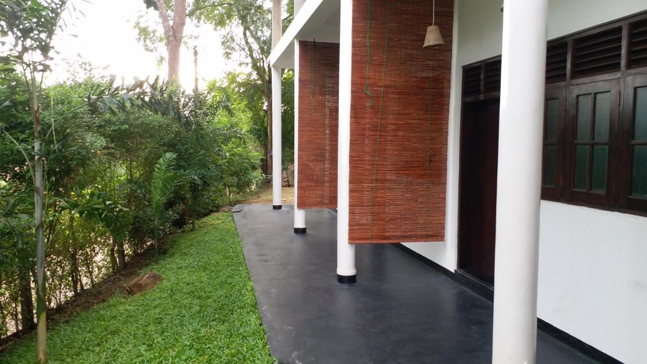 Tamarind Blue Hotel Tangalle Exterior photo